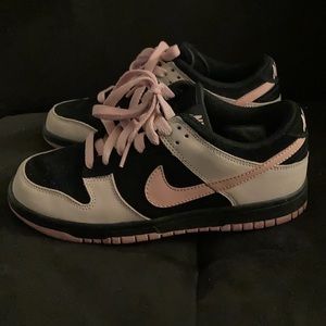 Nike dunk low women’s rare